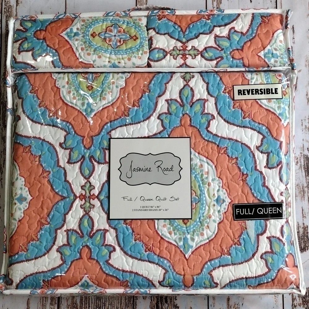 Jasmine‎ Road Full/Queen Quilt Set